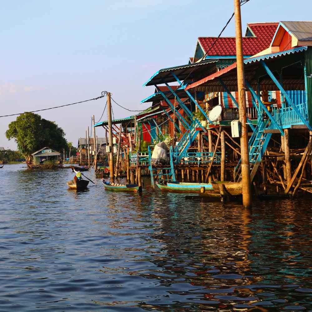 Kampong Phluk Fishing Village – Take a boat tour through a stilted village and witness local fishing life in the atmospheric flooded forest.