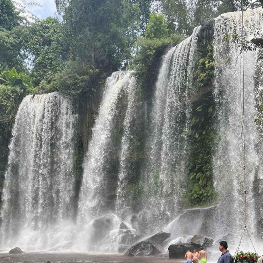 Lunch and Swimming – Stop for a picnic lunch and take a refreshing swim at the waterfall.