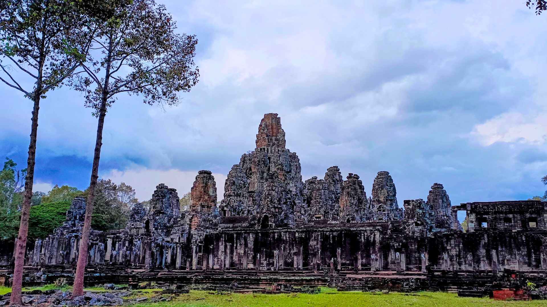 What Does Bayon Temple Represent