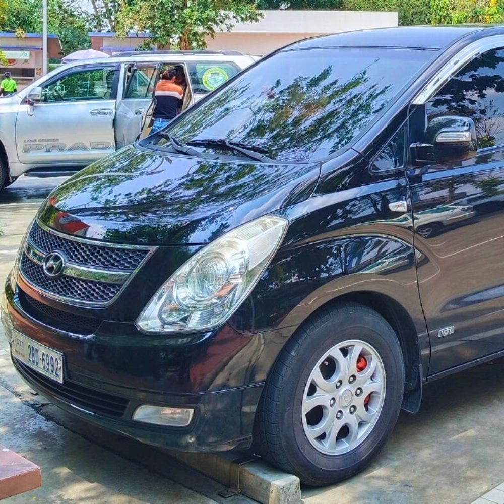 Pattaya to Siem Reap by Taxi or Minivan with Private Driver