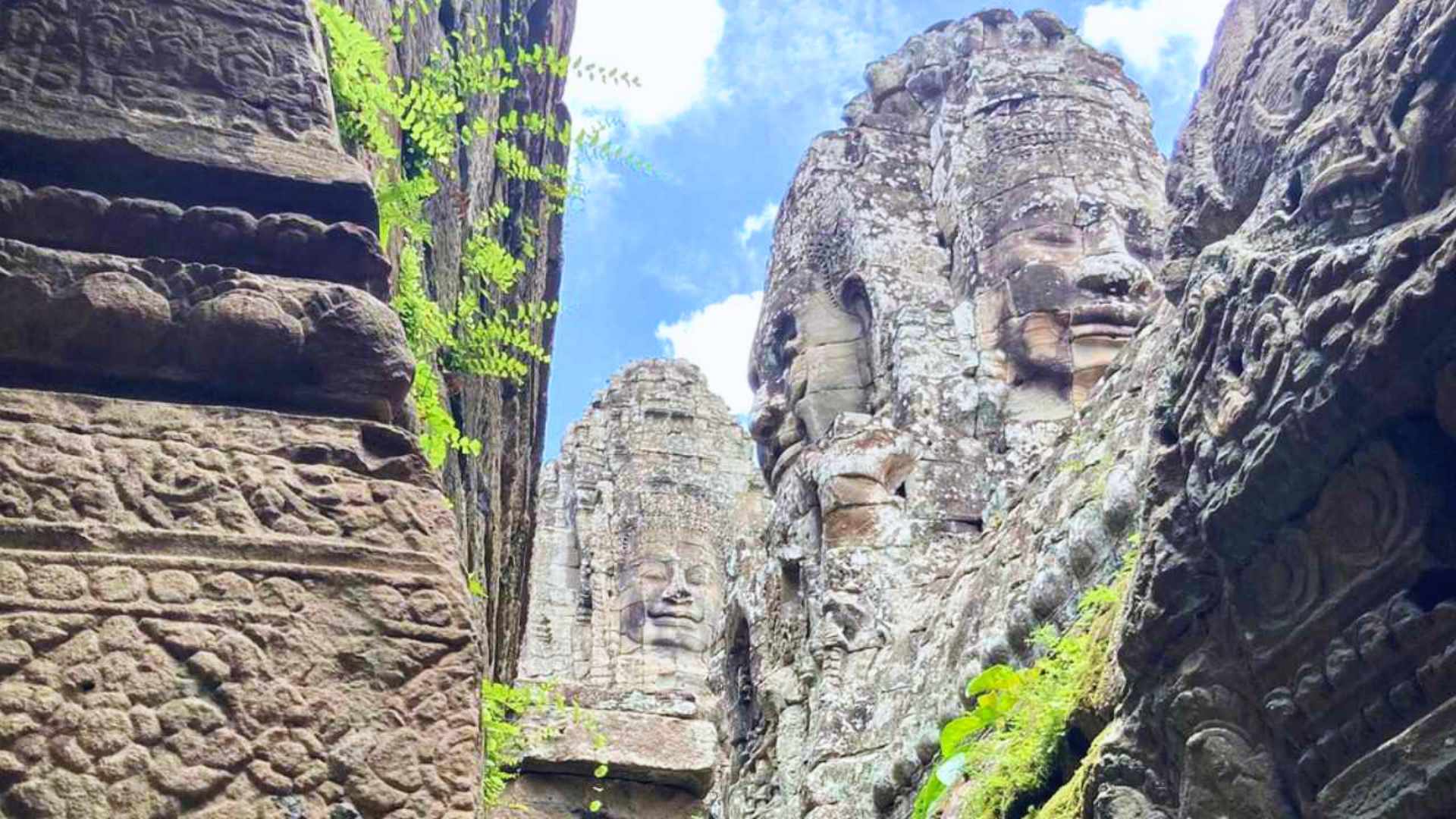 Angkor Archaeological Park - Are there restrooms, food, and water available inside the complex