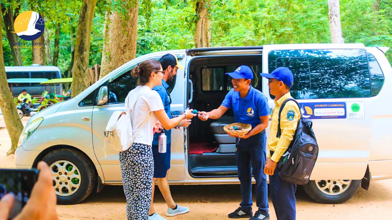 Visiting Angkor Wat in December Will Change How You See Temples Forever - Other December Siem Reap Options to Explore