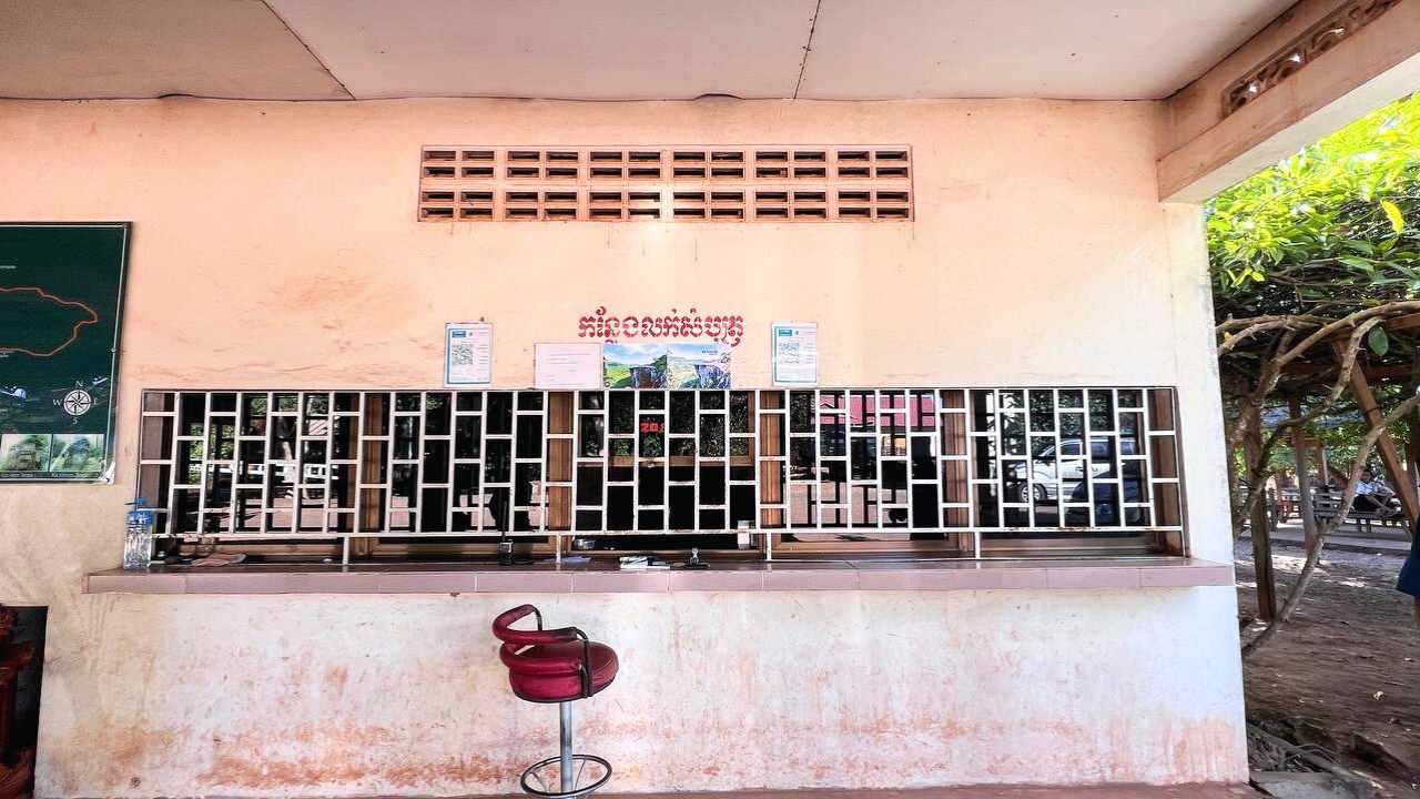 Kulen Mountain Ticket Payment Kiosk - Tourists with Entrance Passes at Phnom Kulen National Park