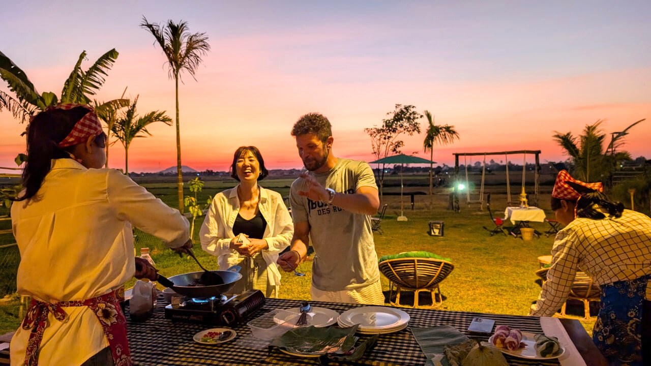 Are there rural sunset tours in Siem Reap