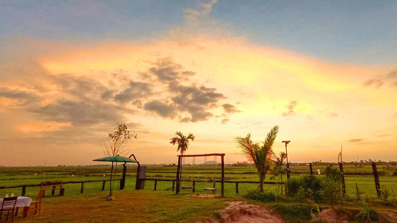 Where is the best sunset viewpoint in Siem Reap countryside - It is Baitang Siem Reap