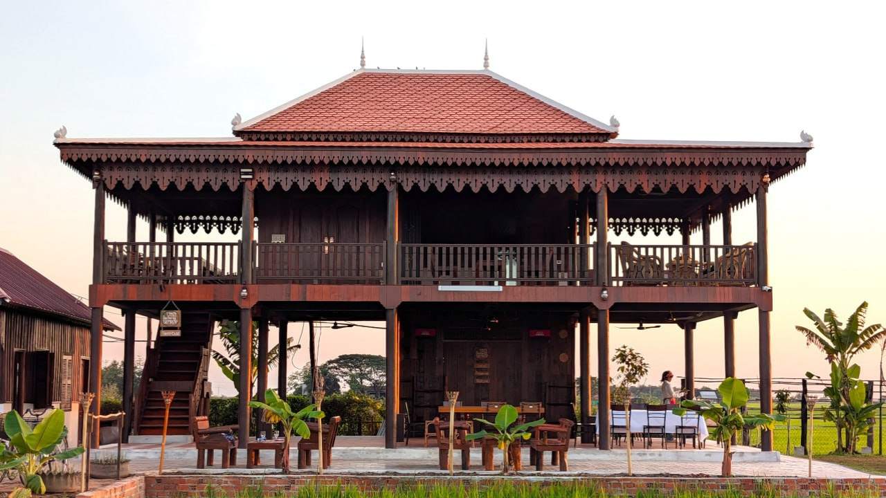 Compare between Baitang Siem Reap Offers - Which Sunset Experience Delivers the Most for You