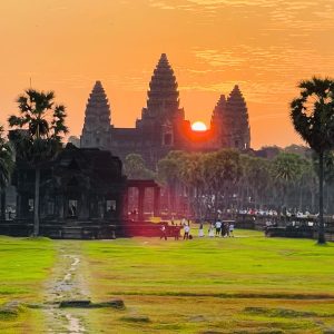 Sunrise and Sunset in one day in Siem Reap - Full Day Tour
