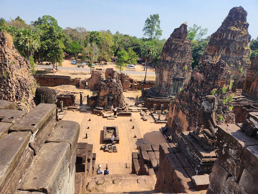 Angkor Wat Sunrise Tour vs Afternoon Tour - Book the tour time that gives you better light, better energy, and a temple day you will actually enjoy from start to finish