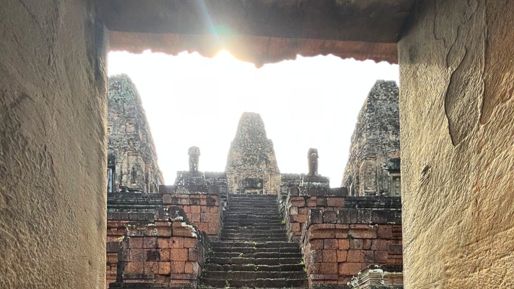 Pre Rup Temple Guide Ultimate Sunset Climb at Angkor's Red Brick Cremation Temple