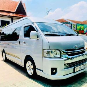 Private transfer with Toyota Hiace from Phnom Penh KTI Airport to Siem Reap